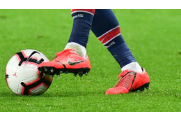 NIKEの新スパイク『ファントム ヴェノム』が登場！主な着用選手はこんな感じ 画像