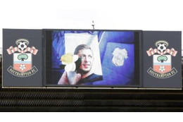 遺体発見のサラを中傷…サウサンプトンファン2人が逮捕される 画像