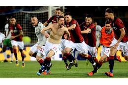 とほほ…元イタリア代表FW、なんと劇的ゴールを喜びすぎて負傷離脱 画像