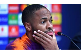 スターリング、「ファン・ダイクの投票」 を知った瞬間のリアクションがこれ 画像