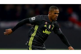 ドウグラス・コスタの超絶スキルが話題…エラシコ＋股抜き 画像