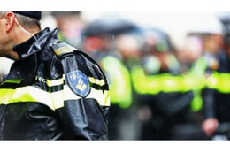 警察やりすぎ？CLアヤックス対ユーヴェの取締り、市長が調査 画像