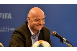 カタールW杯、「飛地共催」も？FIFA会長がクウェート首長と会談 画像