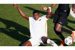 ローマの21歳、心臓病で現役引退を発表 画像