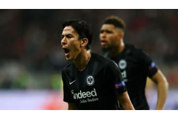 長谷部決定機も…フランクフルト、EL準決勝の初戦はチェルシーとドロー 画像