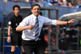 苦戦続きの福岡、ペッキア監督を改めて紹介する 画像