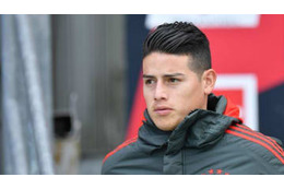 マドリーに戻っても…ハメス・ロドリゲスの新彼女は31歳セクシーモデル 画像