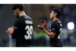 長谷部のフランクフルト、サポが超男前！恵まれない子供にEL決勝チケット寄付 画像