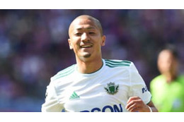 「日本代表」前田大然はターンもすごい！名古屋をぶち切ったキレを見よ 画像