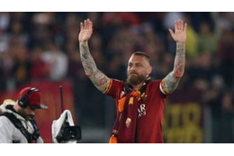 ヴィッセル神戸、来日中のデ・ロッシに「ナイスな金額で」オファーか 画像