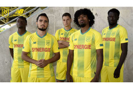 ナント、「衝撃のエンブレム変更」の2019-20新ユニフォームを発表！ 画像