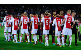 元祖vs本家！アヤックスとバルセロナ、CLでの超絶「パス回し」を比較する 画像