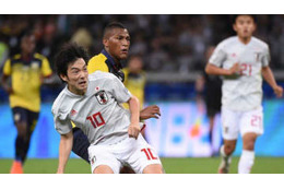 日本代表が奇跡未遂…中島「決定機」と久保建英「幻のゴール」がこれ 画像