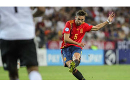 これが世界レベル！スペインの大器がぶち込んだ「無慈悲シュート」がえぐい 画像