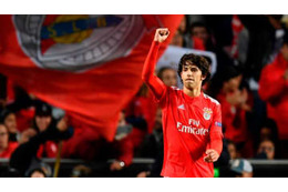 150億円の天才！ジョアン・フェリックス、やりたい放題の「変態的神テク」がこれ 画像