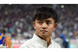 久保建英、ついにレアル選手と初対面！「その瞬間」がこれ 画像