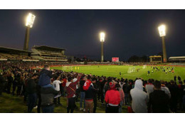 これはヤバい！ユナイテッド練習場に飛んだ「飛行機」が掲げたバナーがこれ 画像