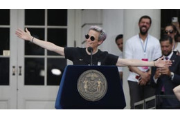 心震える！米女子代表ラピノー、W杯優勝のスピーチが感動を呼ぶ 画像