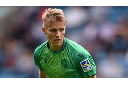 ウーデゴールはやっぱ天才！スーパーだった「ミリ単位パス」がこれだ 画像