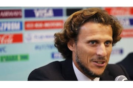 フォルラン、現役引退を発表　スアレスも「ありがとう」 画像