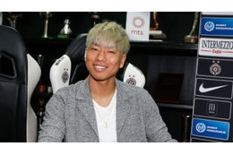 セルビアで浅野拓磨が「専属シェフ」を付けた理由がおもしろい 画像