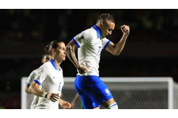 コパ・アメリカ開幕！ブラジル逸材がぶっ放した「キャノン砲」がえぐかった 画像