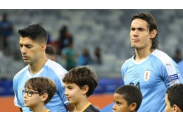 日本代表よ、スアレスも蹴るCKがやばいぞ！ウルグアイの「必殺パターン」 だ 画像