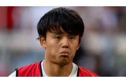 久保建英「触ったじゃん！？」クロースらと“謎の絡み”がこれ 画像