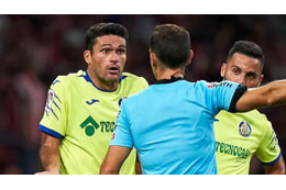 モドリッチだけじゃない！「新アキレス腱ルールでの一発退場」がこれ 画像