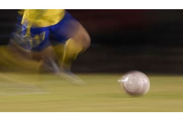 超話題の「お腹キープドリブル」がこれ 画像