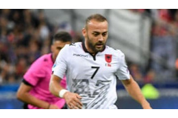 グリーズマン翻弄！レマール股抜き！アルバニアMFの神テクがこれ 画像