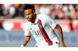 ネイマール、PSG復帰戦で神ゴール！「伝説になったマジカル弾」がこれ 画像