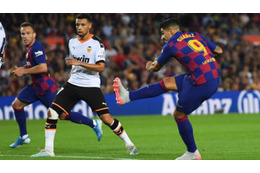 スアレス、復帰戦で神になる！ロナウジーニョ級の「神業シュート」がこれ 画像