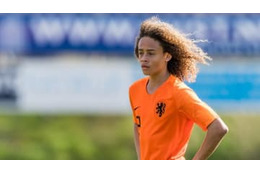 久保建英に続いて…16歳の「天才MF」がバルセロナ退団を表明、PSGへ 画像