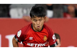 マジョルカ久保、初ゴールに迫る！「強烈フリーキック」がこれ 画像