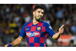 サッカーの天才！スアレスが跳んだ「超絶バックヒール」が異次元 画像