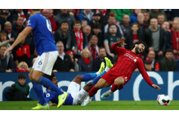 クロップ、「衝撃タックル」に憤慨！元リヴァプール監督は反論 画像