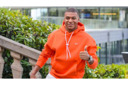 エムバペにグリーズマン！フランス代表の「秋私服」がかわいい 画像