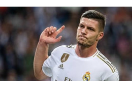 レアルFWヨヴィッチ、代表招集外は「監督からの処罰」か 画像