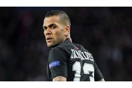 ダニ・アウヴェス、パリを酷評　「クソほど人種差別的」 画像