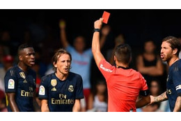 モドリッチ、人生初の一発レッド！「問題の退場シーン」がこれ 画像