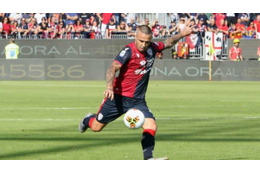 ナインゴラン、衝撃ゴール！「とんでもない弾丸シュート」がこれ 画像