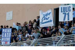 ラツィオサポの「ヤバ過ぎる行進」がこれ 画像