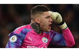 GKエデルソン、シティを救った「超ド級ロングフィード」がこれ 画像