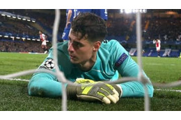 ジヤシュの精密FKから…ケパ「奇跡の顔面OG」がこれ！表情も話題に 画像