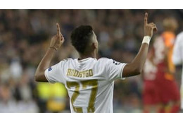 久保と同い年のレアルFWがやばい…長友を“屈服”させた「超ハット」がこれ 画像