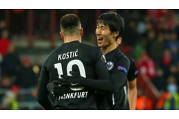 鎌田大地、同点弾を生んだ絶妙「持ち出し＆ドリブル」がこれ 画像