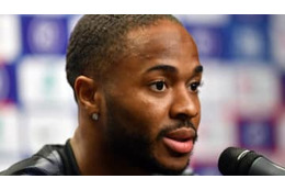 スターリング、ケンカで代表除外…選手たちは「処分に不満」か 画像