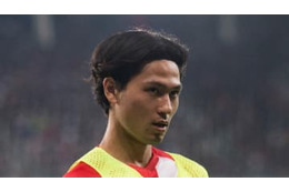 南野vs伊東のCLがヤベェ！なんとメガクラブらスカウト50人が大集結 画像