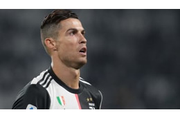 ロナウド、またFIFA表彰式を欠席…Instagramへの投稿が話題に 画像